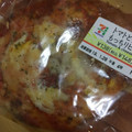 セブン-イレブン トマトとチーズのもっちりピザパン 商品写真 3枚目