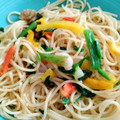 日清食品冷凍 スパ王プレミアム 彩り野菜のペペロンチーノ 商品写真 5枚目