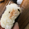 セブン-イレブン おにぎり 鮭・昆布 商品写真 2枚目