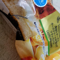 ファミリーマート ファミマ・ベーカリー 角切りチーズとチーズクリームを包んだフランスパン 商品写真 5枚目