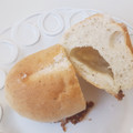 デイリーヤマザキ デイリーホット デイリーホット チーズティー味のバターパン 商品写真 1枚目