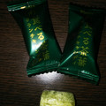 カンロ 食べる茶葉クランチキャンディ 商品写真 2枚目