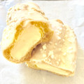 ヤマザキ 白いエクレア 北海道産練乳入りクリーム 商品写真 2枚目