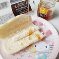 ファミリーマート ファミマ・ベーカリー レモンのソフトバケット クリームチーズ 商品写真 2枚目