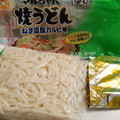 マルちゃん 焼うどん ねぎ塩豚カルビ味 商品写真 2枚目