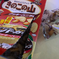 明治 大粒きのこの山 エッセル スーパーカップクッキーバニラ 商品写真 3枚目
