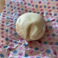 デイリーヤマザキ デイリーホット デイリーホット 白いミルキークリームパン 商品写真 2枚目