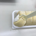 ローソン もち食感ロール 阿蘇小国ジャージー牛乳入りクリーム 商品写真 1枚目