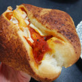ヤマザキ チーズとトマトのパン 商品写真 5枚目