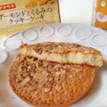 ヤマザキ アーモンドとくるみのクッキーケーキ 商品写真 1枚目