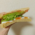 セブン-イレブン トマトの彩り野菜サンド 商品写真 2枚目