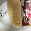 ヤマザキ ふっくらロールパン チョコクリーム＆いちごホイップ 商品写真 2枚目