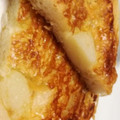 ファミリーマート ファミマ・ベーカリー ポテトとチーズの平焼きデニッシュ 商品写真 1枚目