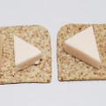 雪印メグミルク Cheese sweets Journey 桃ヨーグルトのチーズスイーツ 商品写真 5枚目