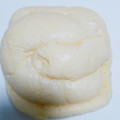 フジパン 九州仕込みシリーズ 白い練乳クリームパン 商品写真 3枚目