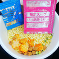 トップバリュ 大盛り 旨辛豚キムチラーメン 商品写真 5枚目