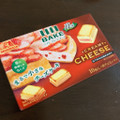 森永製菓 ベイク クリーミーチーズ 苺味 商品写真 1枚目