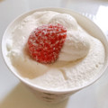 ローソン CUPKE とろけるクリームの苺ショート 商品写真 2枚目