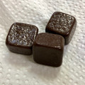 明治 ブラックチョコレート CUBIE 商品写真 2枚目