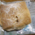 ヤマザキ シュークリームにパイのせちゃいました マロンクリーム＆ミルクホイップ 商品写真 2枚目