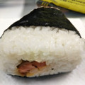 ファミリーマート ごちむすび 大きな鮭はらみ 商品写真 4枚目