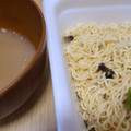 マルちゃん 黄色い博多焼ラーメン 商品写真 2枚目