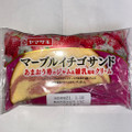 ヤマザキ マーブルイチゴサンド あまおう苺のジャム＆練乳風味クリーム 商品写真 2枚目