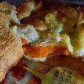 ヤマザキ パングルメ こんがりチーズトマトパン 商品写真 2枚目