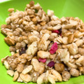 カルビー Granola＋ 1日分の鉄分 商品写真 1枚目