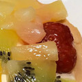 ローソン Uchi Cafe’ SWEETS フルーツタルト 4種のフルーツ 淡路島産牛乳入りカスタード使用 商品写真 2枚目