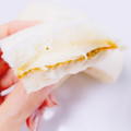 ヤマザキ カレー＆チーズパン 商品写真 2枚目