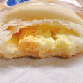 ファミリーマート ファミマ・ベーカリー もっちパン 2種のチーズ 商品写真 4枚目