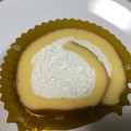 セブン-イレブン 北海道産クリームのふんわりロールケーキ 商品写真 1枚目
