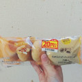 ファミリーマート ファミマ・ベーカリー なめらかピーナッツクリームパン 商品写真 4枚目