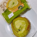 シャトレーゼ 糖質50％カットの抹茶ロール 商品写真 5枚目
