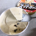 明治 エッセル スーパーカップミニ クッキーバニラ 商品写真 3枚目