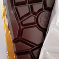 トニーズチョコロンリー ダークチョコレート51％ アーモンドシーソルト 商品写真 3枚目
