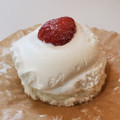 ローソン Uchi Cafe’ Specialite 絹泡クリームの苺ショート 商品写真 2枚目