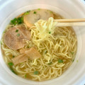 ニュータッチ 凄麺 函館塩ラーメン 商品写真 5枚目