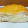 ニシカワパン チーズケーキ風クリームパン 商品写真 1枚目