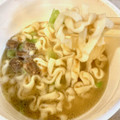 日清食品 日清のスタミナどん兵衛 豚ニンニク味噌うどん 商品写真 3枚目