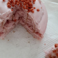 セブン-イレブン 桜と苺のしっとりロール 商品写真 4枚目