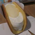 ローソン Uchi Cafe’ ウチカフェ milk監修 ふわふわケーキのミルクアイス 74ml 商品写真 5枚目