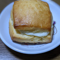 ファミリーマート 冷やして食べるスコーンサンド クリームチーズ＆いちごソース 商品写真 5枚目