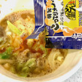 日清食品 日清のスタミナどん兵衛 辛豚ニンニクうどん 商品写真 3枚目