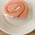 ファミリーマート 桜のロールケーキ 商品写真 1枚目