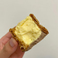 ローソン Uchi Cafe’ 充ちるカスタードクリームのパイ 商品写真 4枚目