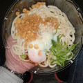 セブン-イレブン 濃厚半熟玉子で食べる 冷しぶっかけうどん 商品写真 1枚目