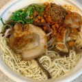 セブン-イレブン 一風堂監修汁なしからかまぜ麺 商品写真 2枚目