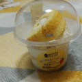 ローソン Uchi Cafe’ プレミアムロールケーキパフェ 苺果肉ソース入り 商品写真 5枚目